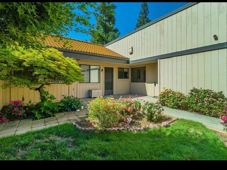 1st image of 4938 N Hulbert Ave