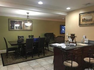 44 Winthrop Rd, Brentwood, NY 11717