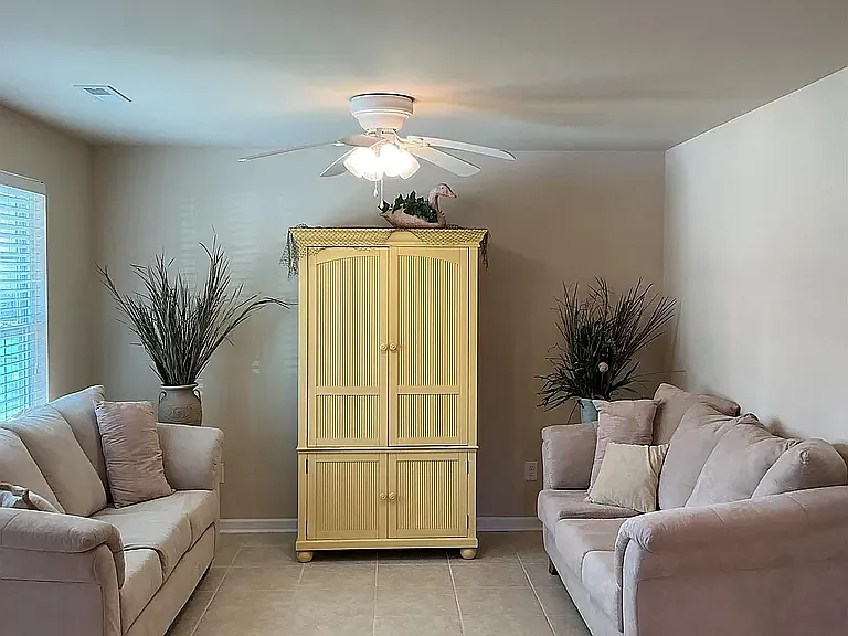 1722 Saint Charles Ave — Photo 14