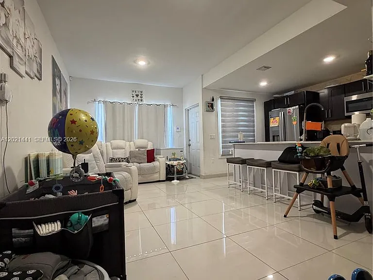 25876 SW 139th Ct — Photo 1