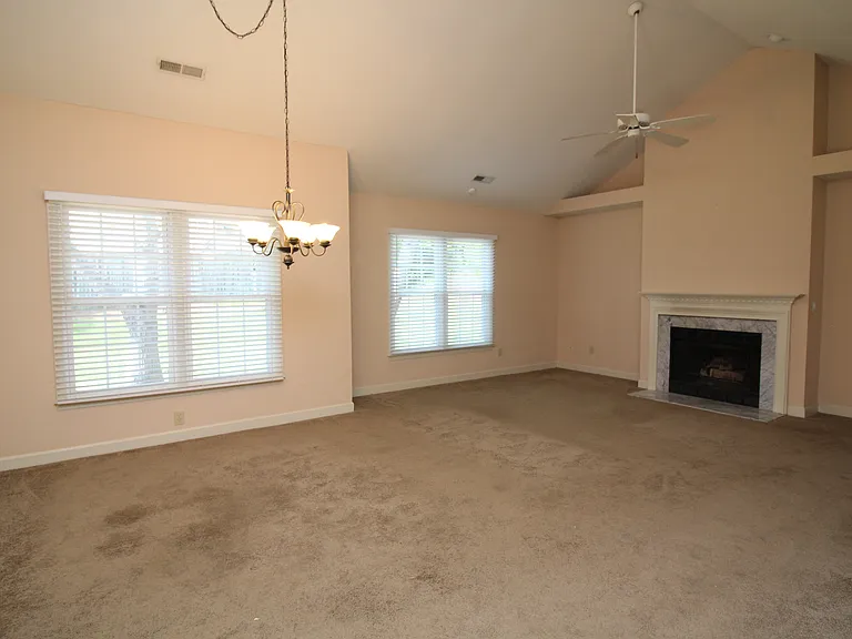 33 Cedar Knoll Dr — Photo 11