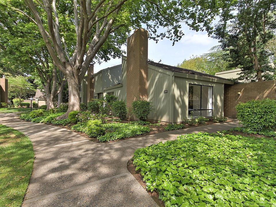 1st image of 1009 Dunbarton Cir