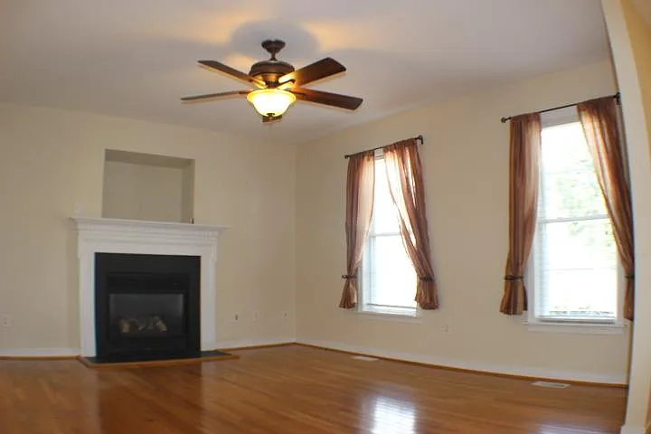 6965 Pimlico Dr — Photo 11