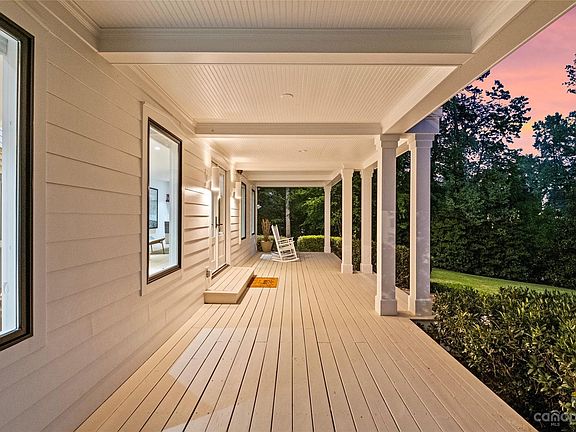 4th image of 630 Brackenbury Ln