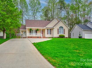 403 Chinaberry Dr, China Grove, NC 28023