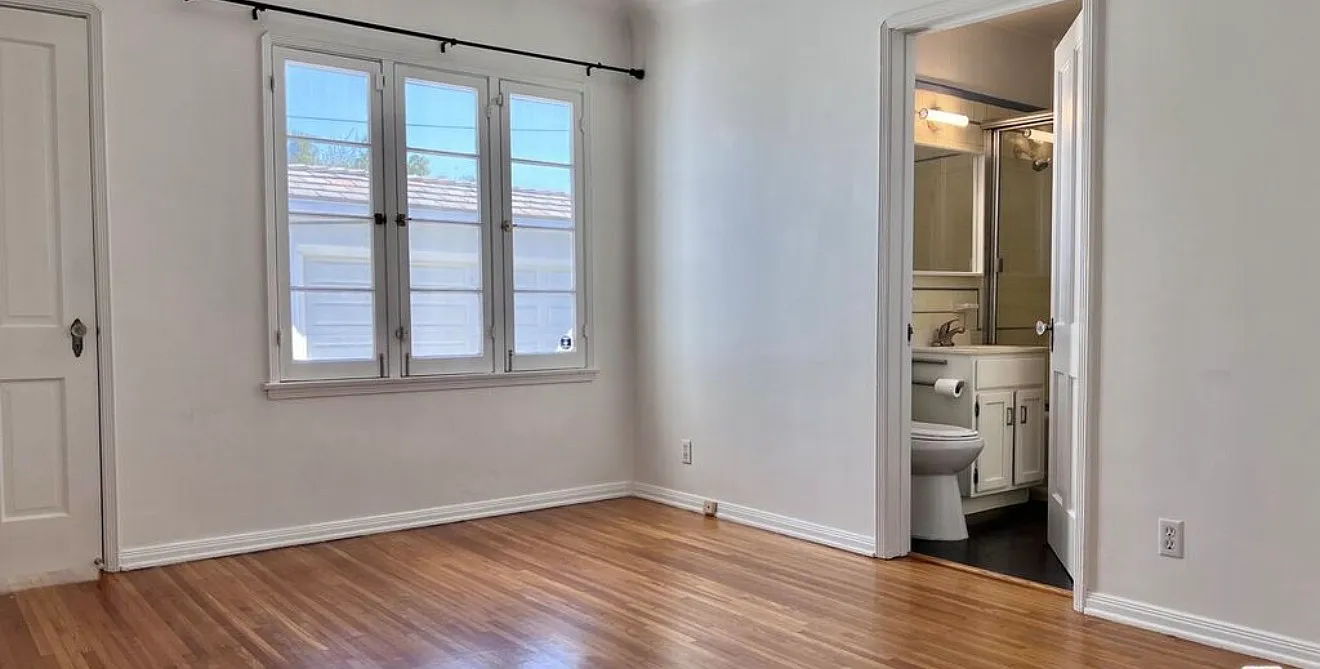 3 bed, 1927 sqft, $5,500 — Photo 4