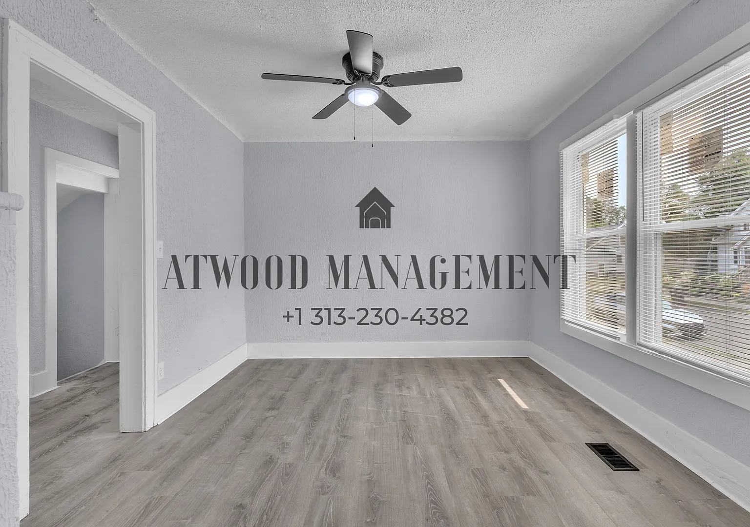 This beautifully updated 3-bedroom, 2-bath single-family home is ready for move-in! — Photo 4