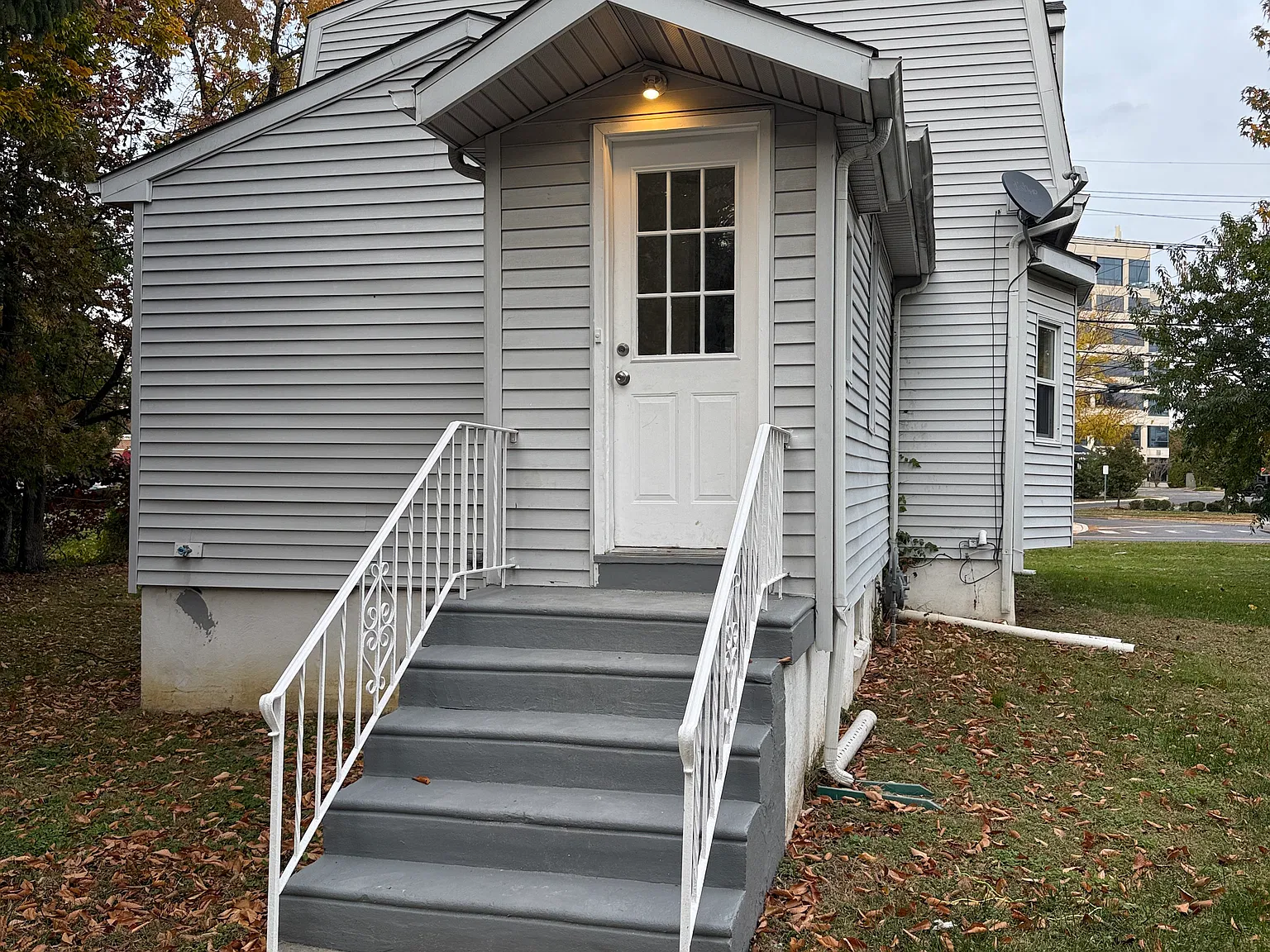 4 bed, 1643 sqft, $2,750 — Photo 3