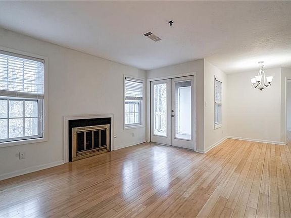 5th image of 2194 River Heights Ct SE