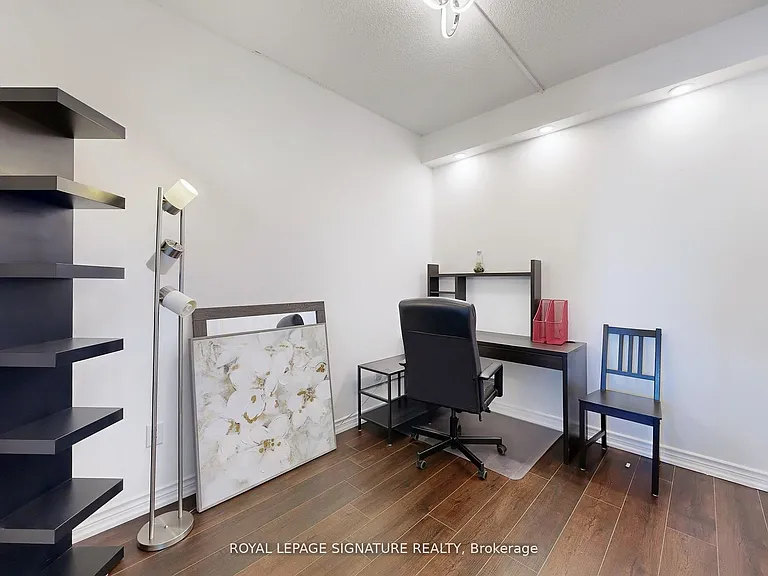 386 Yonge St #4508 — Photo 22