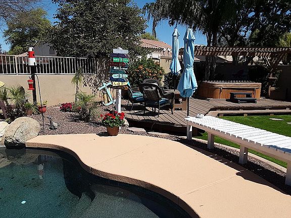 Large Step in Pool