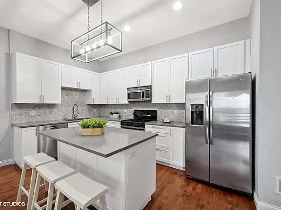 4th image of 2156 N Damen Ave APT 3