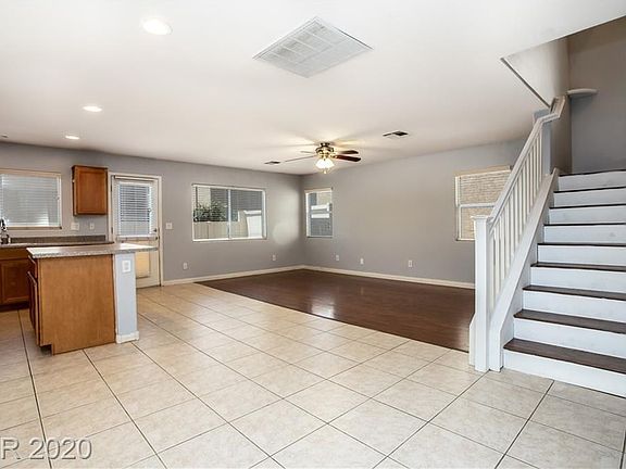 3rd image of 9481 Diamond Bridge Ave