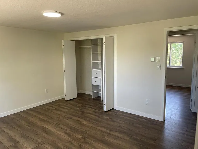 9949 Tammy Ln — Photo 10