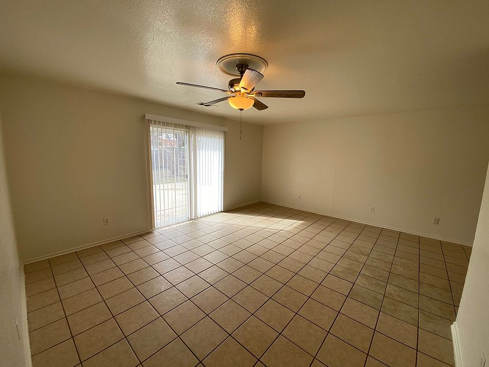 1449 E Cerritos Ave, Tulare, CA 93274 | Zillow