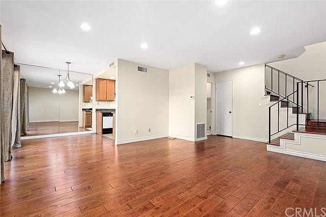 1st image of 1461 Forest Glen Dr APT 164