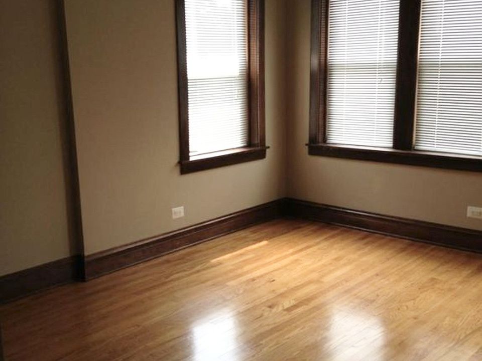 1st image of 3515 W Argyle St APT 2