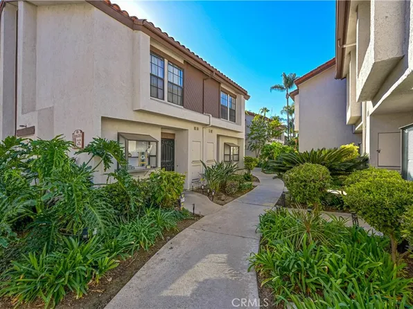 376 Hawaii Way, Placentia, CA 92870