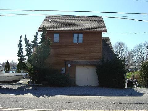 1st image of 1100 Manhasset Ave