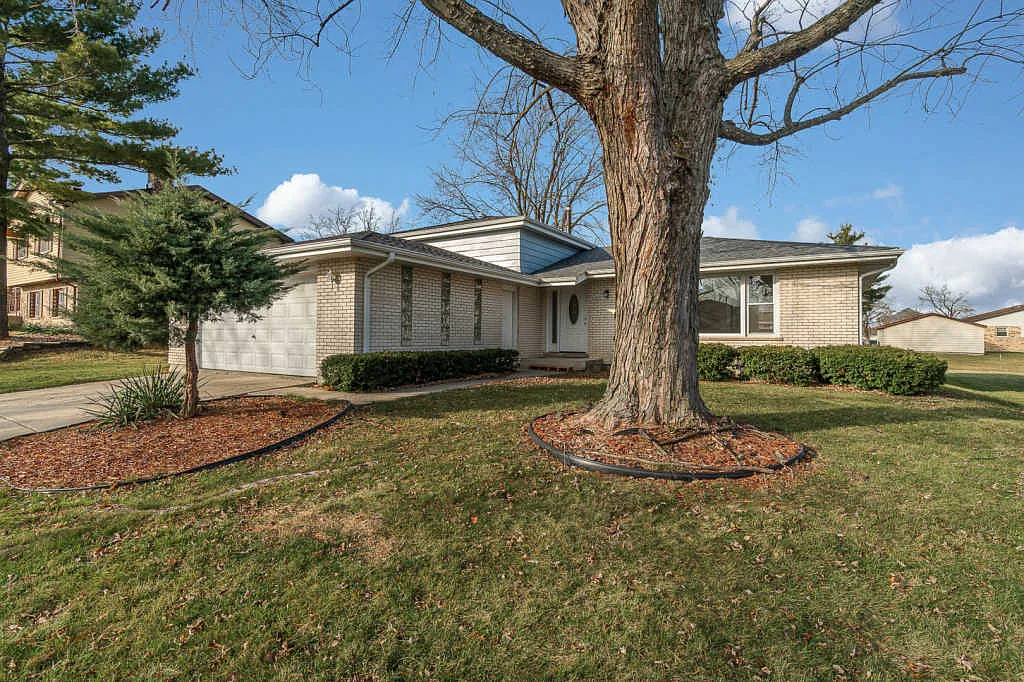 6314 Streamwood Ln photo 1