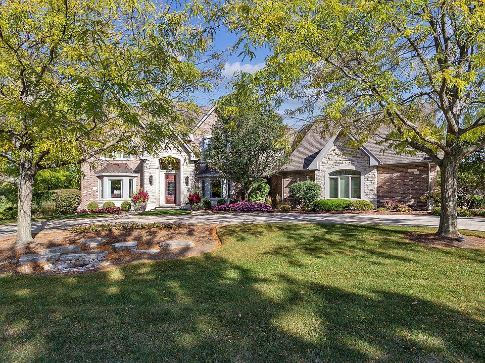 1st image of 118 Forest Edge Ct