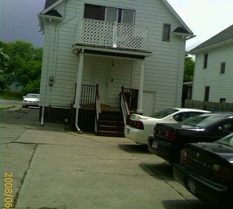 2nd image of 117 S Mason St #2