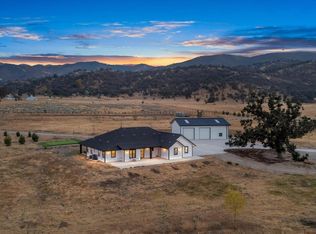 23003 Creekside Dr, Tehachapi, CA 93561