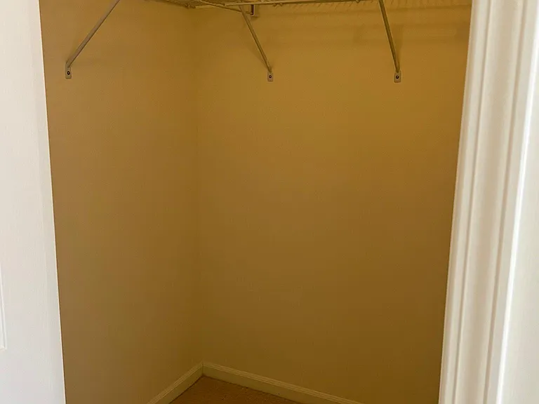 3218 Camden Dr — Photo 11