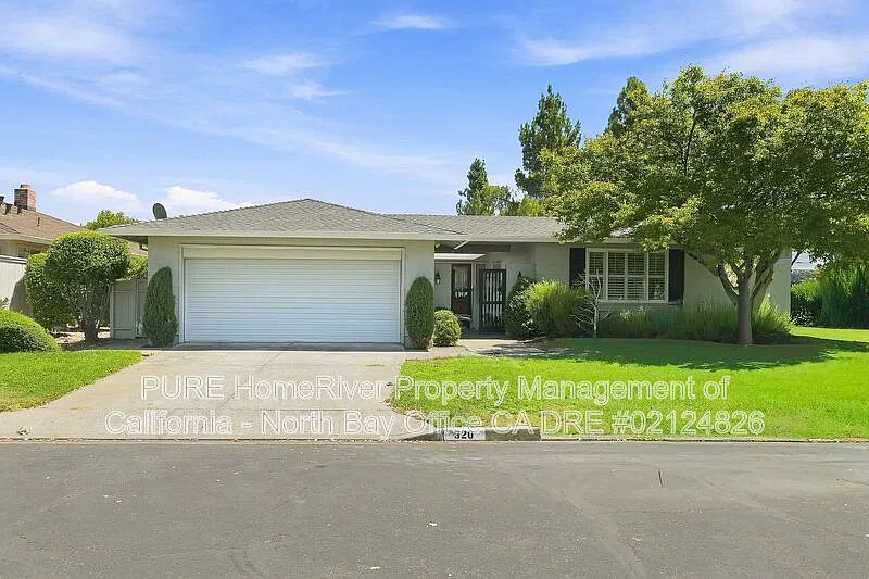 3 bed, 2.0 bath, 1870 sqft, $3,600 — Photo 2