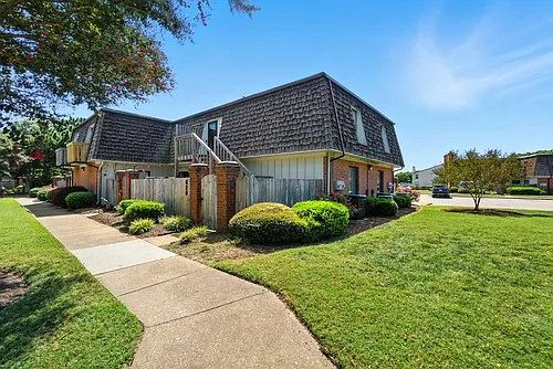 629 Ocean Lakes Dr #1 Photo 1
