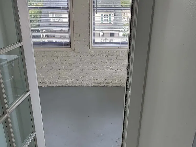 16 Farrell St #4 — Photo 8
