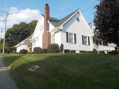 1st image of 201 Penn St