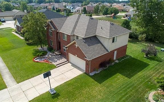 2nd image of 52059 Copper Creek Ct