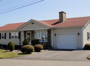 26 Douglas St, New Bedford, MA 02744