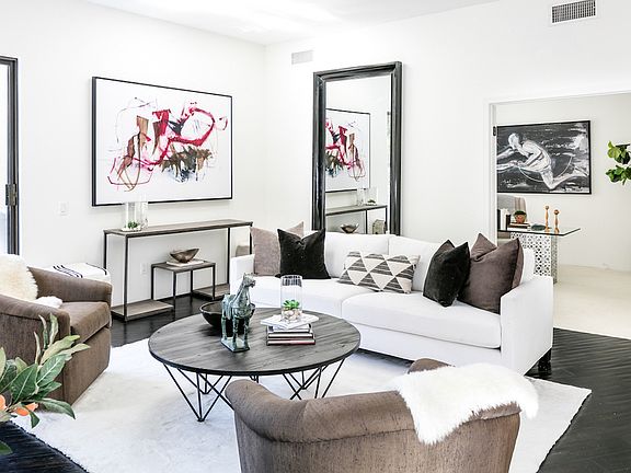 2nd image of 625 Huntley Dr #202