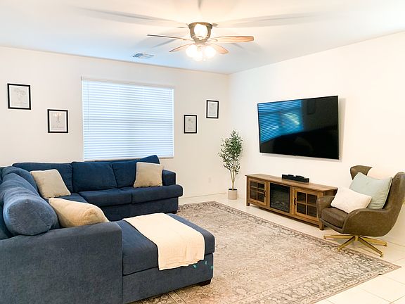 3rd image of 717 W Magena Dr