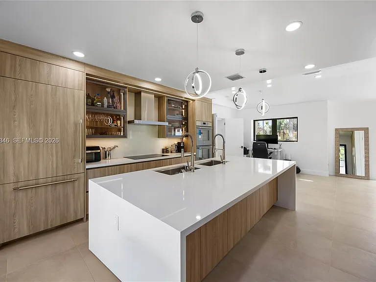 1141 Hollywood Blvd — Photo 11