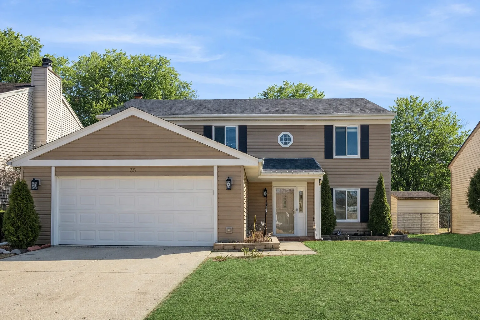 35 Manchester Ln photo 1