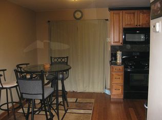 337 Graceland Ave, Des Plaines, IL 60016