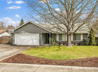 2966 Hawaiian Ave, Medford, OR 97504