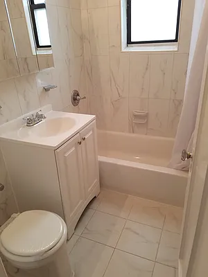 Rented by Mid Island Properties | media 4