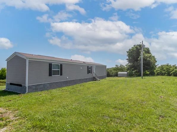 19454 Z Hwy, Blackwater, MO 65322