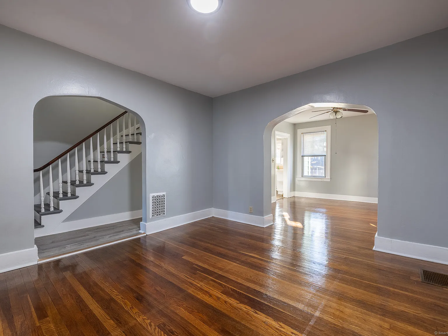 3 bed, 1.0 bath, 1204 sqft, $2,550 — Photo 4