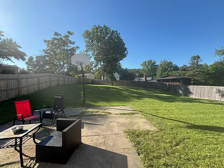 2611 Shawnee Ave — Photo 12