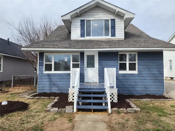 833 Madison Ave, Wood River, IL 62095