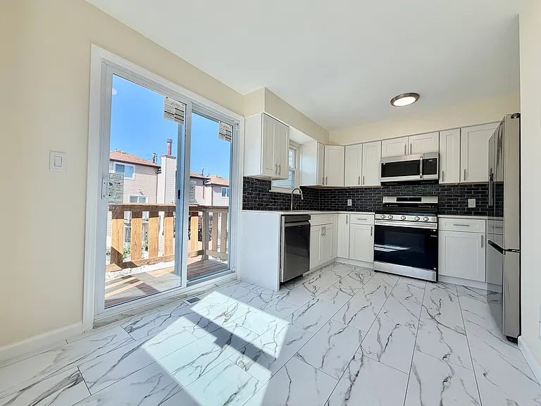 36 Donley Ave #2 — Photo 13