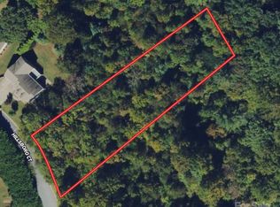 1105 Hillsboro Ct, Lenoir, NC 28645