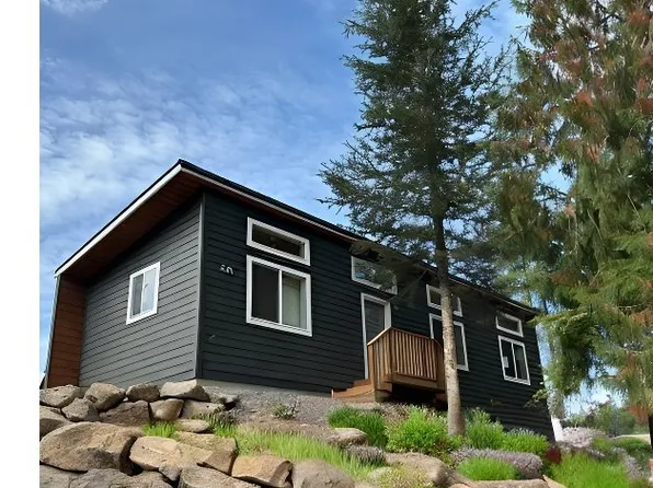 201 Edgewater Dr, Carson, WA 98610