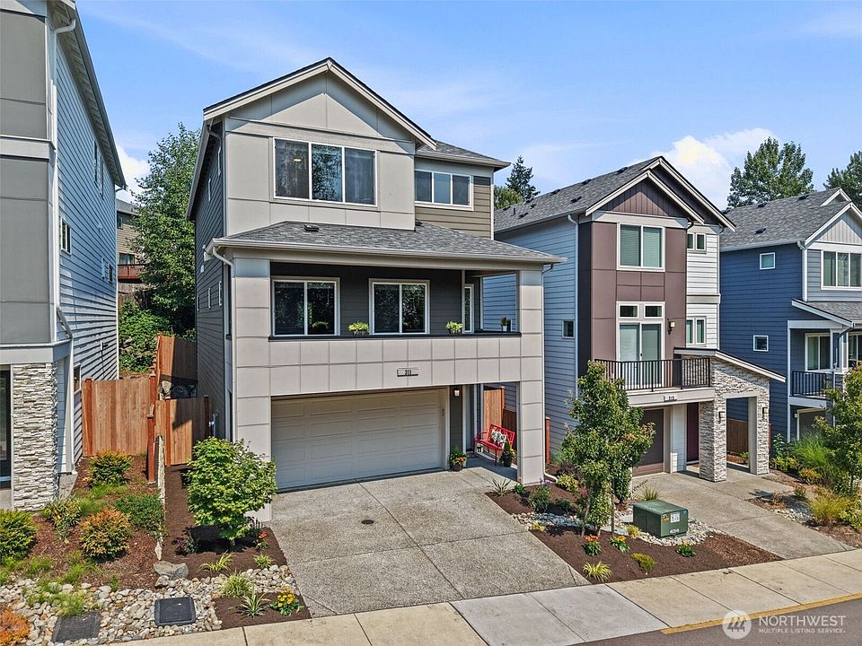 1st image of 311 207th Street SE
