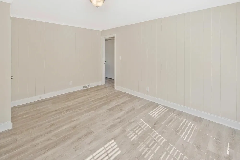 3 bed, 1.5 bath, 1512 sqft, $1,100 — Photo 3